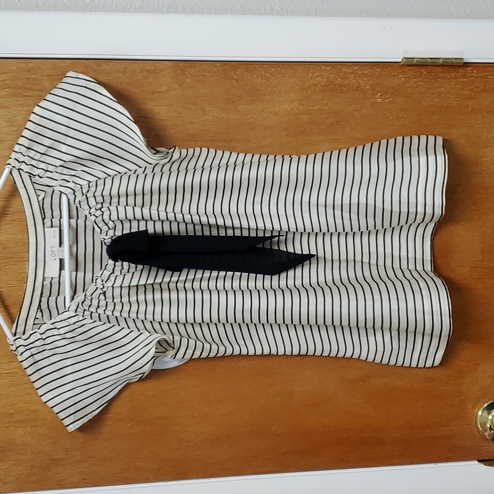 Loft blouse xs petite